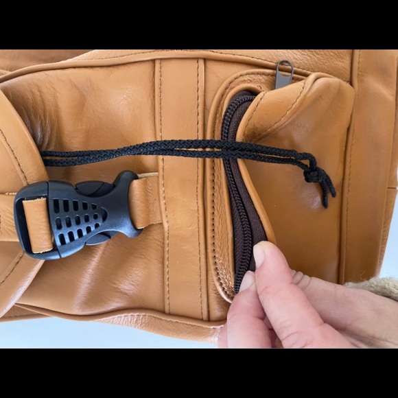 Genuine Leather cognac Backpack - Picture 8 of 10